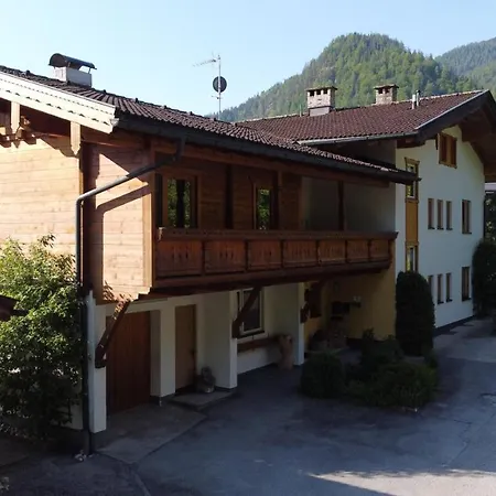 Haus Oberautal Apartamento *